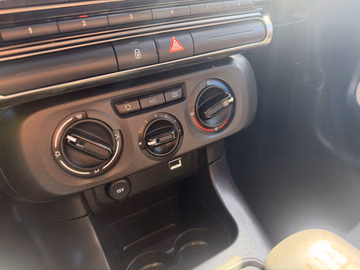 Citroën C3 PureTech 110 Feel S&S LED. TEMPO. SPURASS Vorschaubild 13