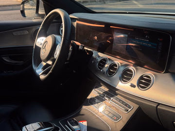 Mercedes-Benz E 220 d T AMG Line 360°. NAVI. LED. SHZ Vorschaubild 15