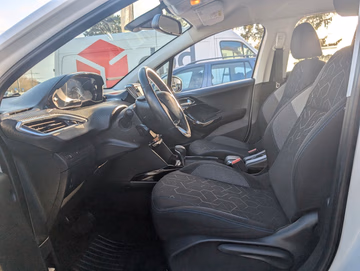 Peugeot 2008 PureTech Signature AT. PDC. 1.Hand Vorschaubild 14