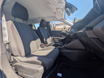 Peugeot 2008 Active Pack PDC. KLIMAAUT. BT. 16 ALU Vorschaubild 10