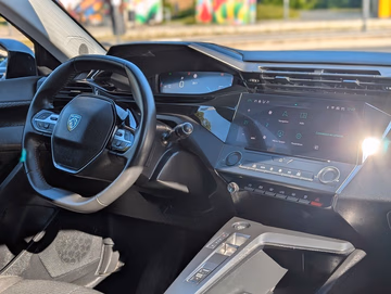 Peugeot 308 Allure PureTech 130 EAT8. NAVI. LED Vorschaubild 16