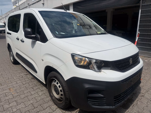 Peugeot Partner Pro L2 - Foto 1 von 15 - Autohaus Dörrschuck Mainz