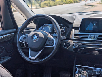BMW 220d Luxury Line PANO. NAVI. SHZ. PDC Vorschaubild 12
