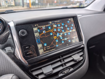 Peugeot 2008 Allure PureTech NAVI. AUTOMATIK. PDC. BT Vorschaubild 11