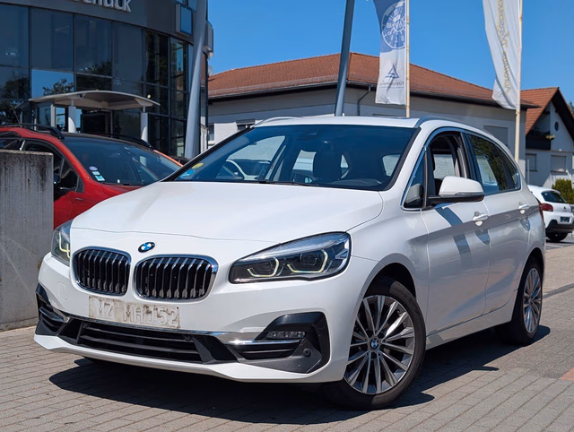 BMW 220d Luxury Line PANO. NAVI. SHZ. PDC Baujahr 2018 (129.000 km, Diesel, 190 PS) - Gebrauchtwagen bei Autohaus Dörrschuck Mainz