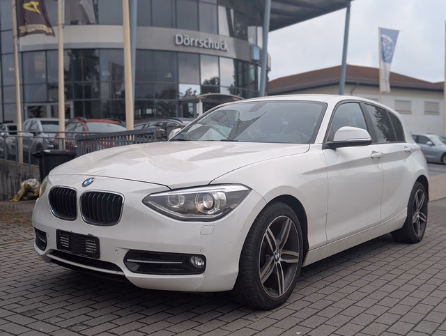 BMW 120d Sport Line SPORT-AUTO. NAVI. XENON. PDC Baujahr 2012 (126.600 km, Diesel, 184 PS) - Gebrauchtwagen bei Autohaus Dörrschuck Mainz