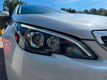 Peugeot 308 Allure PANO. NAVI. Kamera. Keyless Vorschaubild 11