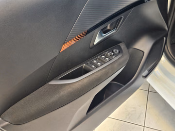 Peugeot 208 1.2 NAVI. PDC. ECO-LED. TEMPOMAT Vorschaubild 8