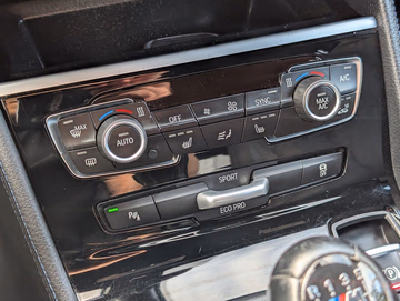 BMW 220d Active Tourer M Sport NAVI. LED. SHZ. HUD Vorschaubild 31