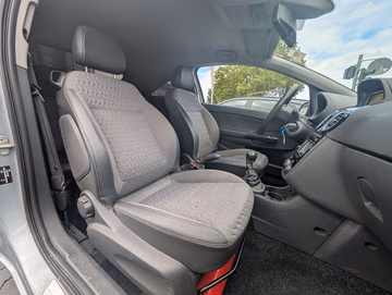 Opel Corsa D 1.3 CDTI SPARSAMER DIESEL Vorschaubild 9
