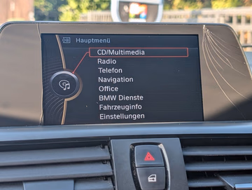 BMW 120d Sport Line NAVI. XENON. PDC. 8-GANG Vorschaubild 25