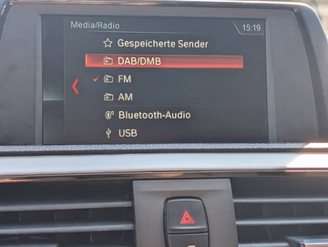 BMW 118d Advantage Autom. Kamera LED PDC Vorschaubild 24