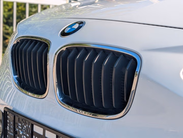 BMW 120d Sport Line NAVI. XENON. PDC. 8-GANG Vorschaubild 8