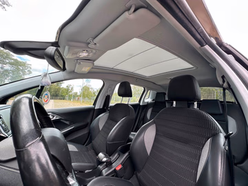 Peugeot 2008 Active PANO.NAVI.SHZ.BT Vorschaubild 20