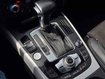 Audi A4 Avant S line. QUATTRO. NAVI. SHZ. AHK Vorschaubild 14