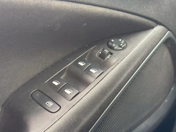 Opel Crossland Elegance NAVI. LED. KLIMA. TEMPOMAT Vorschaubild 10