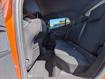 Peugeot 2008 Active Pack. LED. Kamera. KLIMA Vorschaubild 8