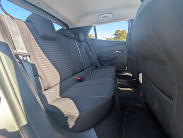 Peugeot 2008 Active Pack PDC. KLIMAAUT. BT. 16 ALU Vorschaubild 11