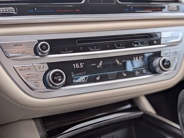 BMW 725d G11 Massage. Kamera. NAVI. 4-Zonen-Klima Vorschaubild 39