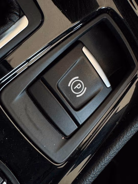 BMW 220d xDrive Advantage NAVI. HUD. 4x4. Kamera Vorschaubild 17