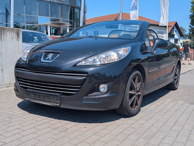 Peugeot 207 CC Cabrio Sitzh. Leder. Baujahr 2012 (113.500 km, Benzin, 120 PS) - Gebrauchtwagen bei Autohaus Dörrschuck Mainz
