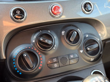 Fiat 500 Lounge 1.0 Hybrid. CarPlay. Cruise. DAB Vorschaubild 22