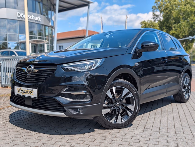 Opel Grandland X Ultimate NAVI. AHK. LEDER. KAMERA Baujahr 2021 (97.000 km, Diesel, 131 PS) - Gebrauchtwagen bei Autohaus Dörrschuck Mainz