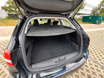 Peugeot 308 SW Active Pack NAVI. PDC. KLIMA AUTO. BT Vorschaubild 9