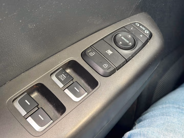 Kia Sportage Business Class NAVI. Kamera. DCT Vorschaubild 17
