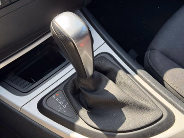 BMW 118i Advantage AUTOM. SHZ. PDC. TEMPOMAT Vorschaubild 15