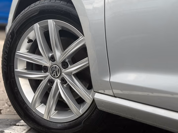 Volkswagen Golf Variant Comfortline SHZ. NAVI. ACC. LED Vorschaubild 10