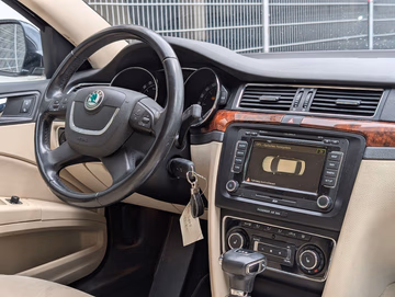 Skoda Superb Elegance DSG. NAVI. XENON. SHZ Vorschaubild 15