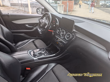 Mercedes-Benz GLC 250 d 4MATIC AMG Line. 4x4. NAVI. Kamera Vorschaubild 10