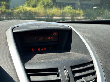 Peugeot 207 X Line KLIMA. BORDCOMPUTER. CD. NEBEL Vorschaubild 9