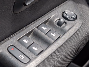 Peugeot 208 Active Business NAVI. PDF. BT Vorschaubild 19