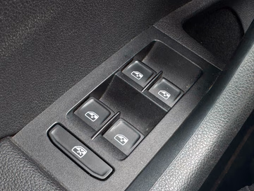 Skoda Octavia RS 4x4. DSG. NAVI. AHK. KESSY. SHZ Vorschaubild 15