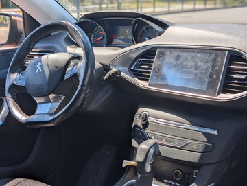 Peugeot 308 SW Allure PANO. NAVI. Kamera. LED Vorschaubild 10